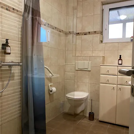 Wiezuhaus Apartament *